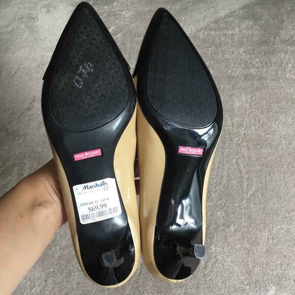 Isaac Mizrahi Jabria Pumps Classic Kitten Nude Black Pointy Heels Sz 9 - Picture 5 of 7